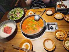 -贵厨酸汤牛肉(花果园国际中心店)