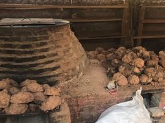 -御霞苑泥烩鸡休闲农庄