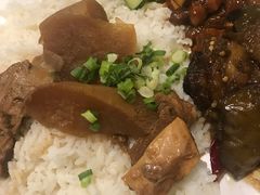 牛肉面-顶好快餐(市府店)