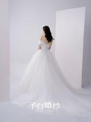 -予白婚纱礼服馆