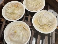 -莱莱小笼·乔艾