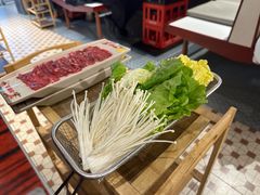 -沙胆彪炭炉牛杂煲(上海日月光广场店)