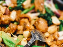 砂锅啫啫走地鸡-汤城小厨•粤菜•靓汤(西直门凯德MALL店)