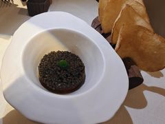 蓝鳍金枪鱼鞑靼佐鱼籽-Le Bistrot de Racine