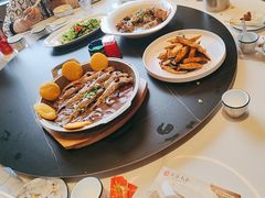 -五谷丰登农家院·地道胶东菜·海鲜烧烤(威海店)