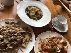 -地方名吃海鲜大馅蒸饺(北戴河店)