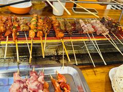 -哈尔滨小酒馆·鲜肉现穿自助烧烤(康新花园店)
