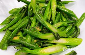 Salted Pork Rib Stew with Guangning Mustard Greens