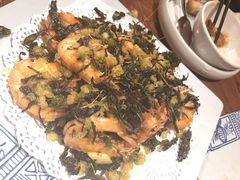 普洱茶香酥虾-云海肴·汽锅鸡·云南菜(美罗城店)