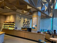 大堂-星巴克臻选(杭州嘉里中心1F店)