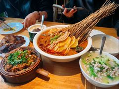 叶婆婆钵钵鸡-嘉州叶婆婆钵钵鸡(建设路店)