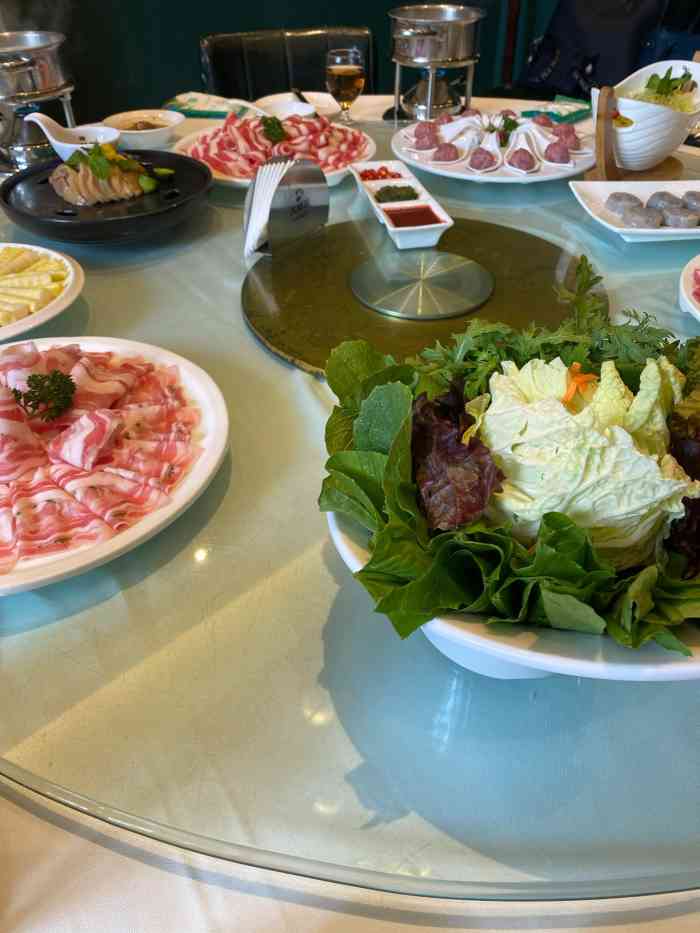 天顺源火锅(爱建店)-"这家天顺源在爱建,后面地下停车场,凭小票.