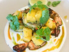 -ROAST coffee & eatery