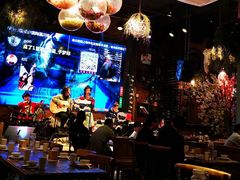-胡桃里音乐餐厅(陶溪川店)(川湘赣菜·世界百大酒庄直供红酒·音乐表演)