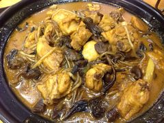 小鸡儿炖蘑菇-东北农家小院(定西路店)