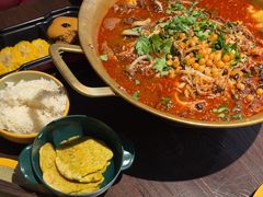 -张翻越·川渝冒菜·武汉黑鸭煲(城北万象城店)