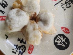 -依云煎包店