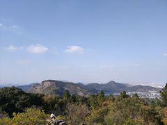 -灵岩山风景区