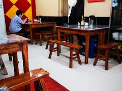 大堂-潘国仙耳光馄饨(黄家阙路店)