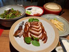 -青年公社烤鸭(熙悦天街店)