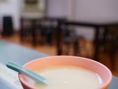 杏仁茶-汕头街四果汤
