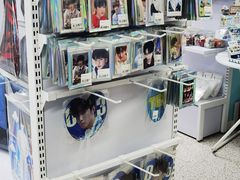 -Love Star追星馆(上海大悦城店)