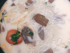 -津津老鸭粉丝馆(正东路店)
