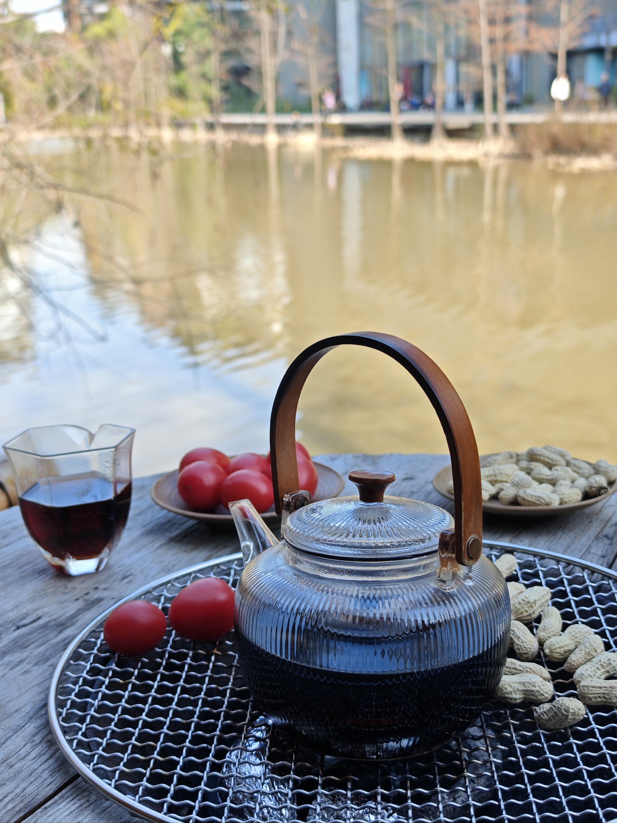 湖光悠闲午后时光