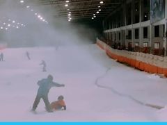 -乔波室内滑雪场