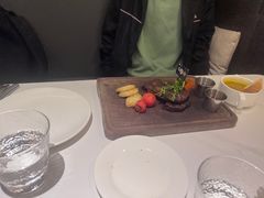 -芳草地西式融合餐厅(回龙窝店)