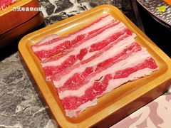 -牛YO寿喜烧·铁板烧和牛火锅自助(市府恒隆店)