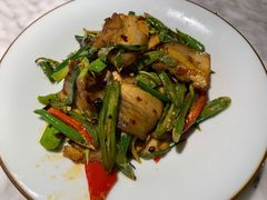 传统回锅肉-蔴将·川菜(黄龙万科店)