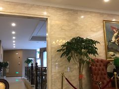 -维也纳酒店(苏州东方之门金鸡湖店)