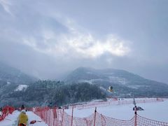 -鳌山滑雪度假区