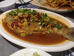 团头舫-鑫小城故事·藕汤·家常菜(台北一路总店)