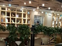 -米兰西典(西坝岗路店)