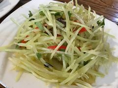-溢心园香河肉饼总店