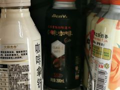 -全家便利店(漕溪北路七店)