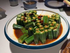 -八府香鸭·啫啫煲(华山路店)