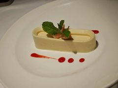-Erman岩烧牛排(虹桥南丰城店)