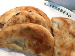 香煎葱油饼-蒲园食堂(中山大学广州校区南校园店)