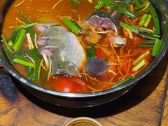 -亮欢寨酸汤鱼(沙冲路店)
