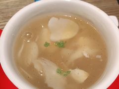 酸辣乌鱼蛋汤-小大董·烤鸭(凤凰汇店)