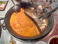 -朱光玉火锅馆(龙阳广场店)