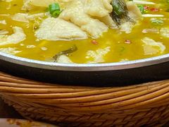 -有红鸡毛店·川菜(建设路店)