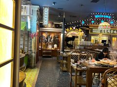 -哥老官重庆美蛙鱼头(日月光店)