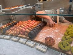 -HOT CRUSH趁热集合·现烤面包(环球港店)