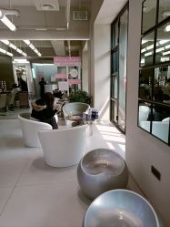 -Z.X HAIR SALON张新美业