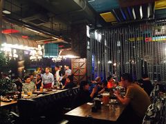 -爱啤精酿·民谣酒馆(滨江店)