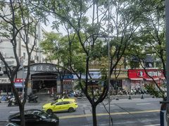 -佬太公海鸭·海鲜大排档(上海总店)